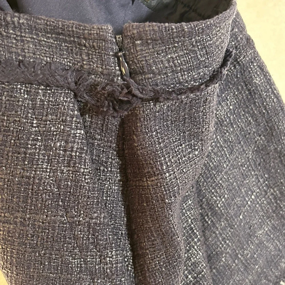 Banana Republic Navy Tweed Fringe Hem Pencil Skirt‎ Size 4